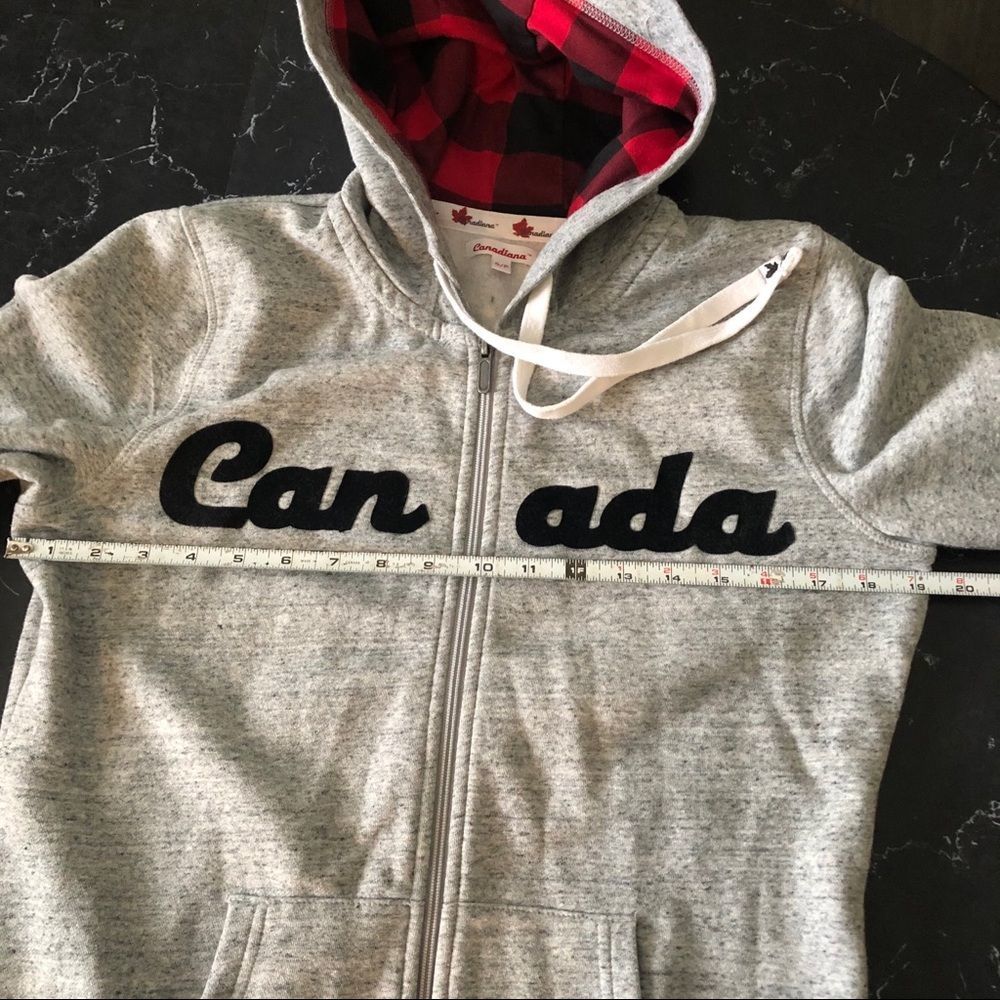 Canada 🇨🇦 sweater - Picture 8 of 10